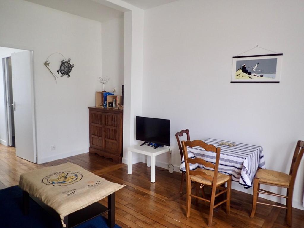 Appartement Tempere Avec Terrasse Tours Eksteriør bilde