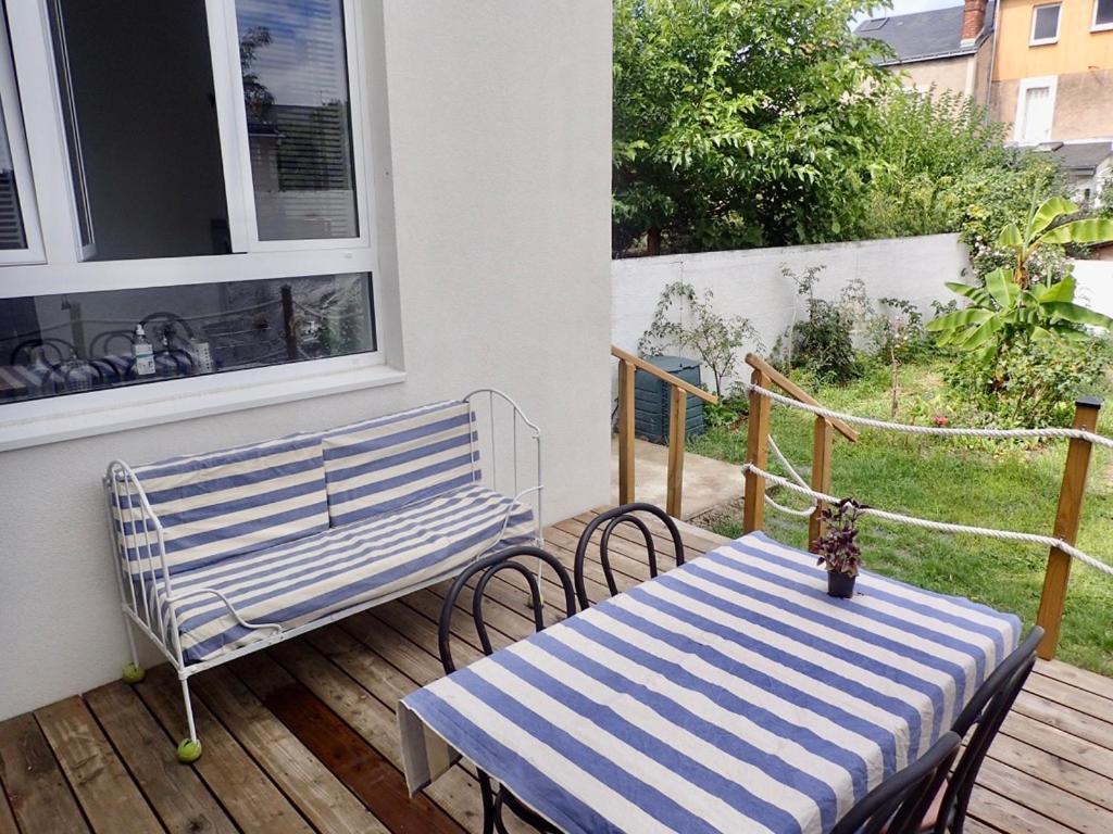 Appartement Tempere Avec Terrasse Tours Eksteriør bilde